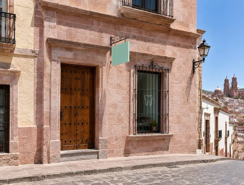 Fachada de cantera rosa en calle del Centro de Zacatecas (imagen ilustrativa)